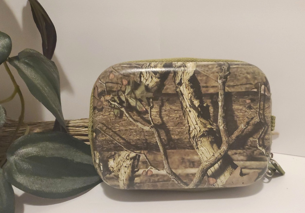 Small MacBeth Camo Hard Cover Zip Up Wallet or Camera Case w Mesh Insert