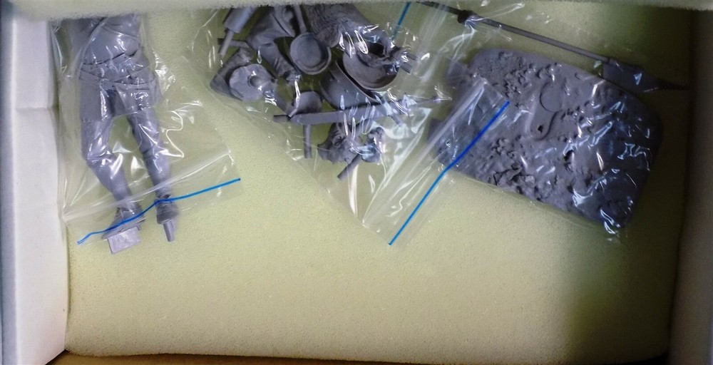 Medieval Forge Miniatures Medieval Infantryman 15 Centur Requires Assembly/Paint