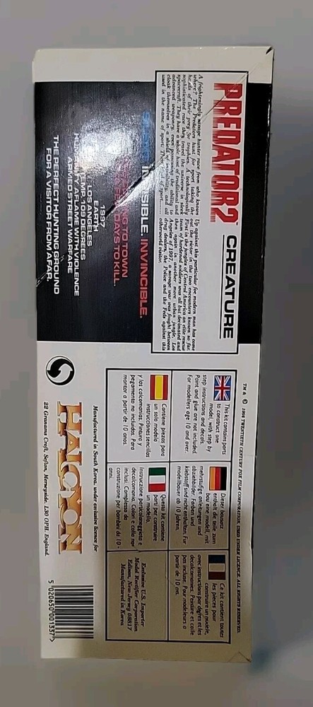 Predator2 Halcyon Scale Model Kit. Open box. Unused