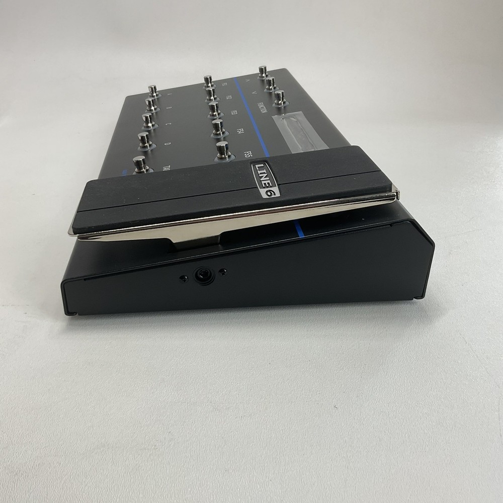 Line 6 FBV 3 Advanced Footswitch NEW Amp Foot Controller Pedalboard Open Box