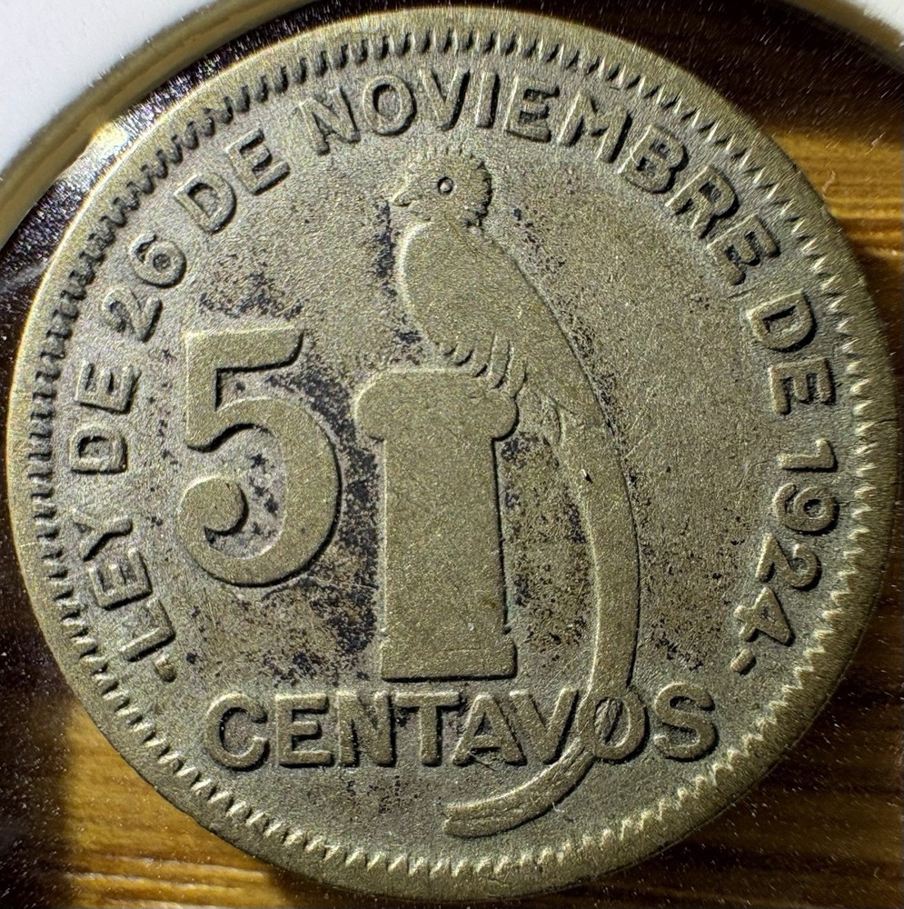 1932 Guatemala 5 Centavos Silver Coin