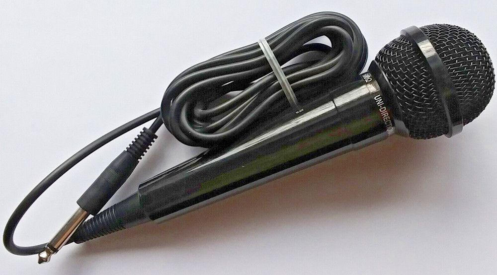 Dynamic Uni Directional 600 Ω Microphone for Voice, Sound Effects, Computers NEW