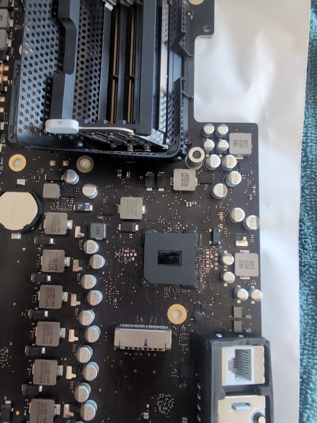 RADEON 580 8GB LOGIC BOARD - iMac 27" A1419 5K Retina Mid 2018 With Heatsink