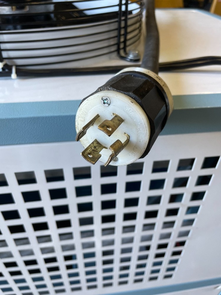 Industrial water chiller