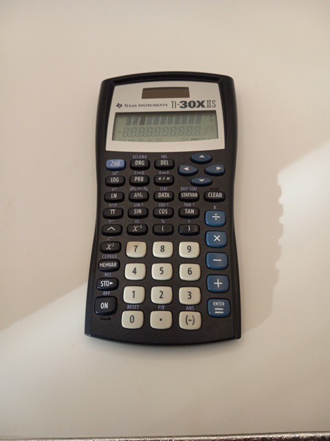 Texas Instruments TI-30X II S Calculator Tested & Working. No Case.