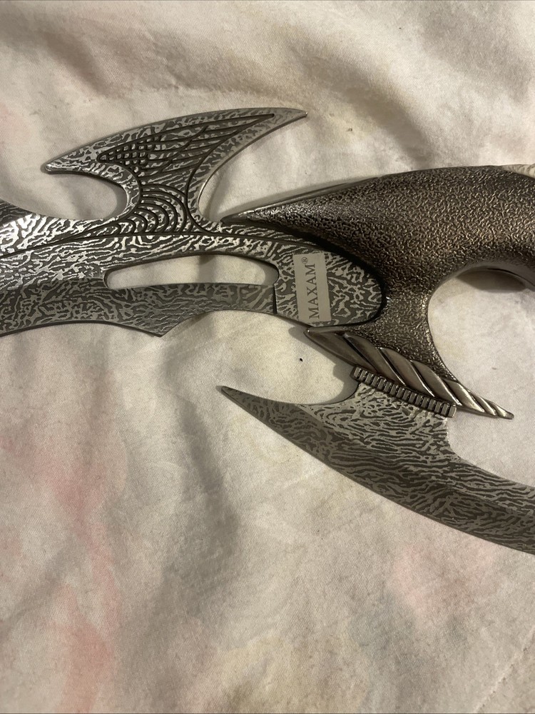 ￼ fantasy dagger