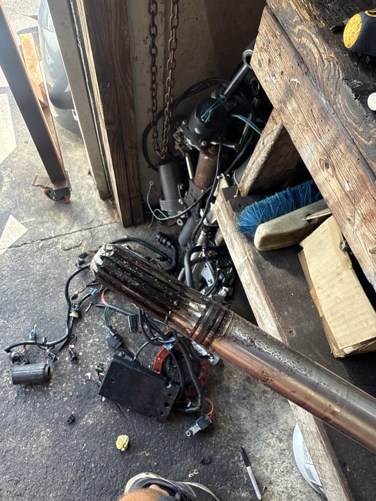 Used 20" Mercury 30-40-50 -hp 2 Stroke Outboard Motor Lower Unit 30hp 40hp 50hp