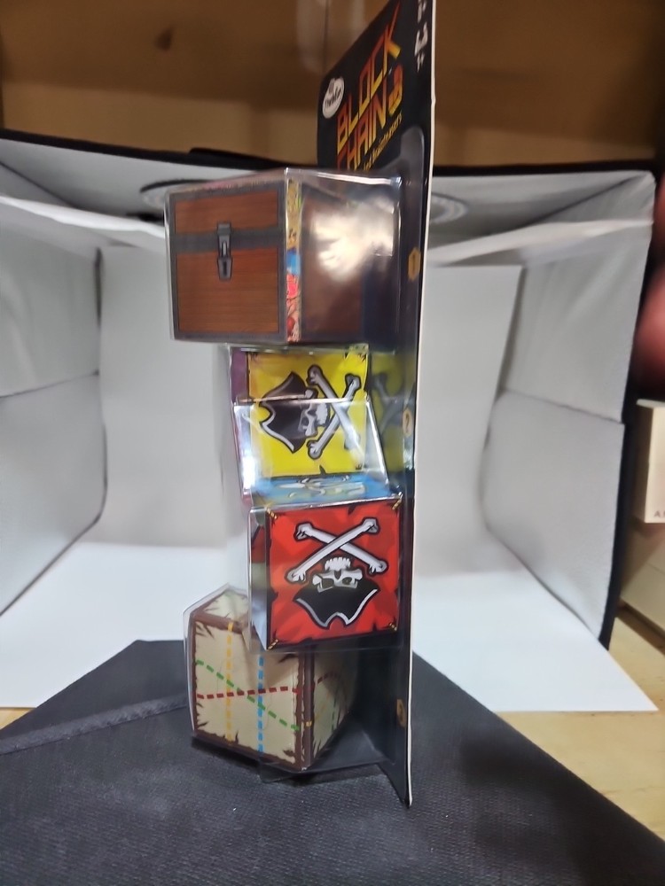 ThinkFun Block Chain Pirates Brainteaser