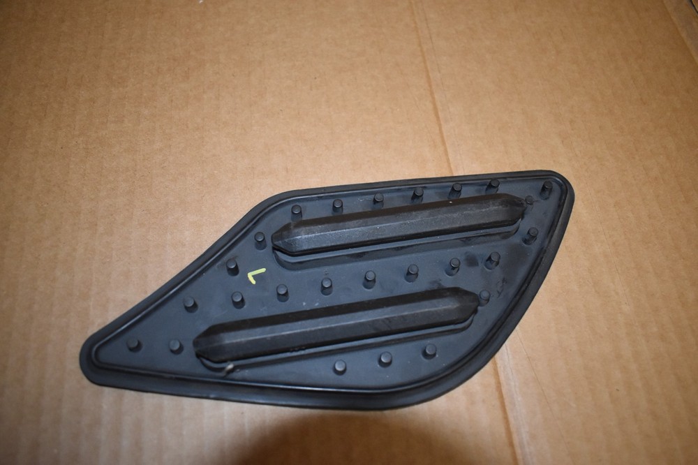 Victory Left Passenger Floorboard Pad