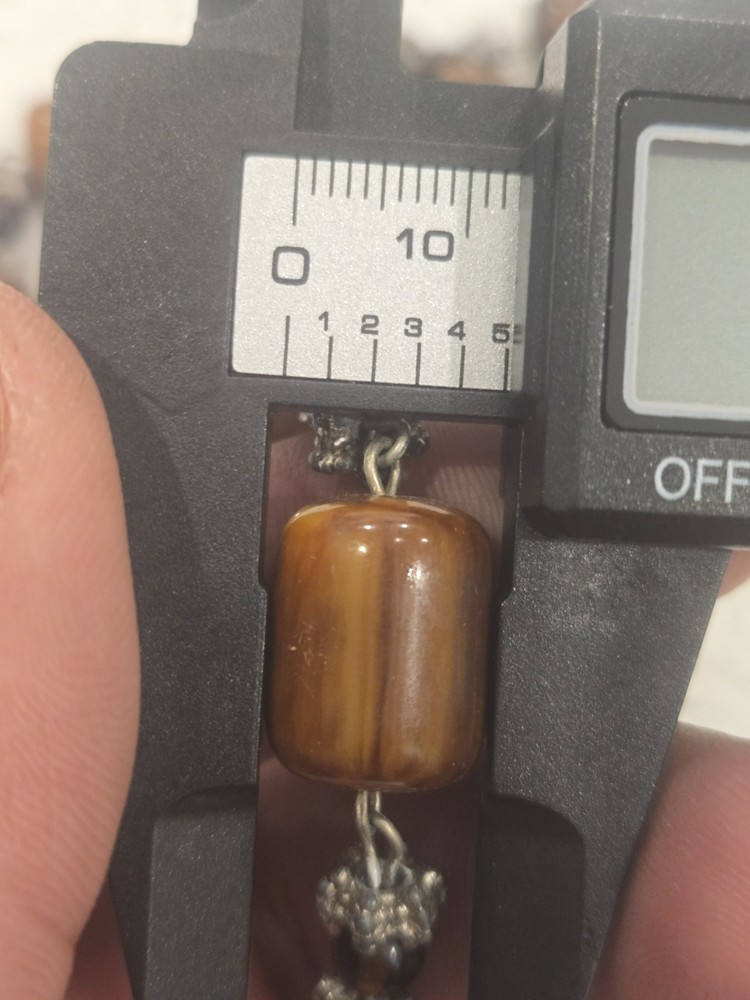 vintage bakelite beads