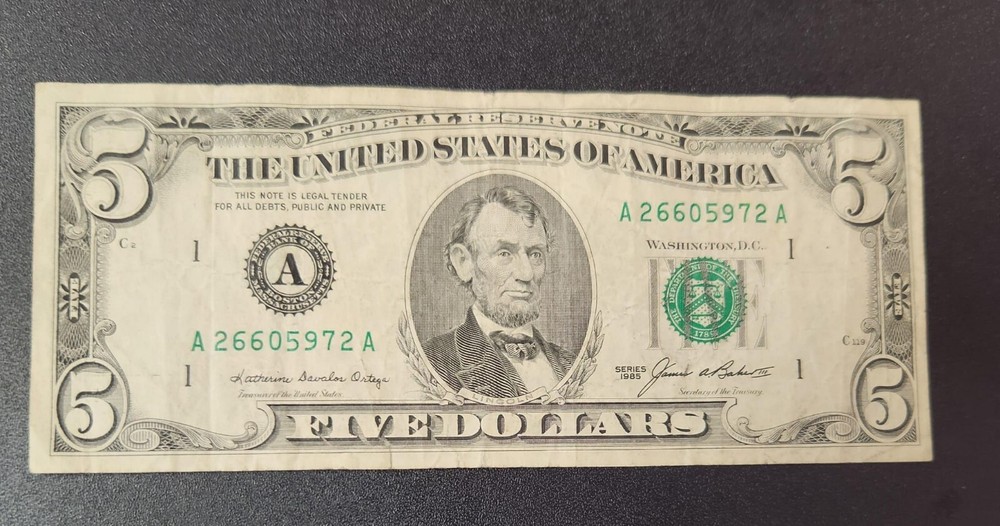 1985 5 dollar bill Miscut ERROR