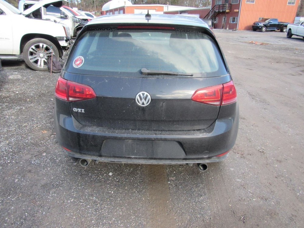 GTI 2017 Glove Box 1104002