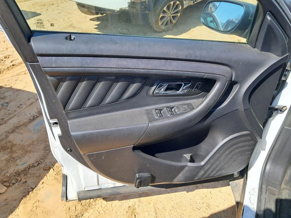 TAURUS 2013 Glove Box 5024997