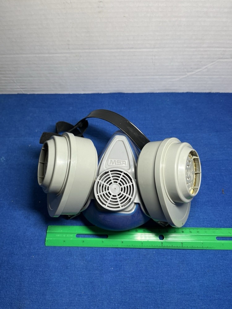 MSA Half Face Reusable Respirator Blue & Gray AdjustableStraps Size Medium