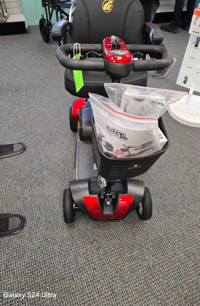 Golden Technologies Buzzaround 4-Wheel Mobility Scooter blue Removable Battery