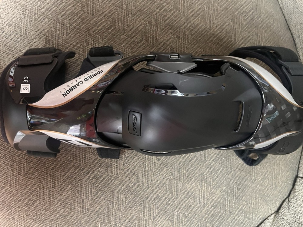pod k8 knee brace