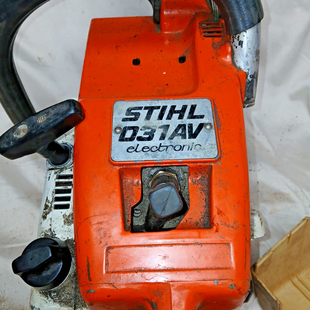 STIHL CHAINSAW, MODEL 031AV ELECTRONIC, PROJECT SAW, HAS SPARK & COMPRESSION