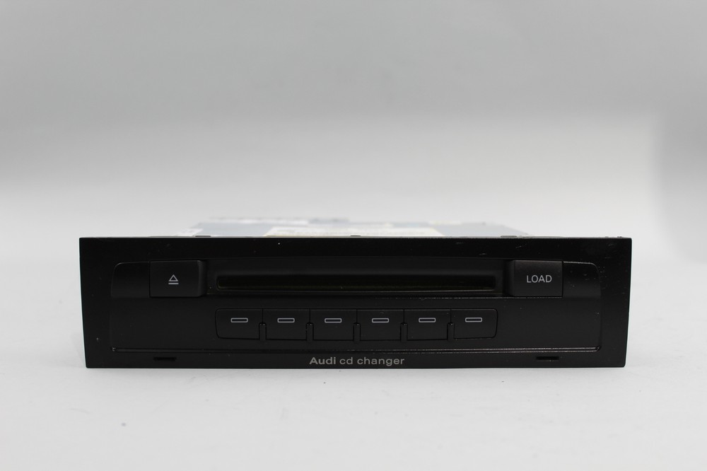 07 08 09 AUDI Q7 CD PLAYER/ CHANGER OEM