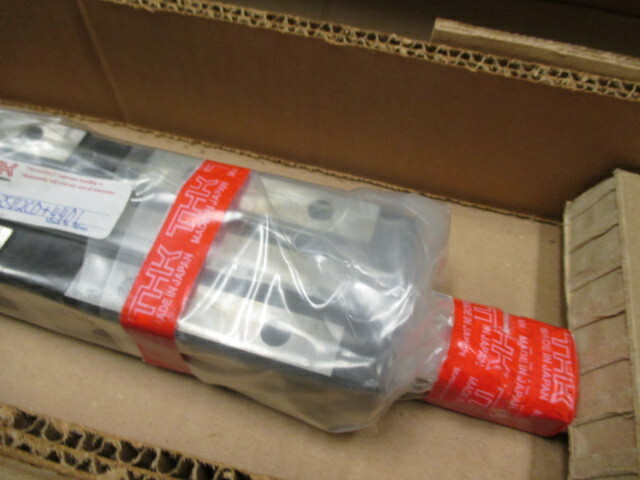 THK SHS35V2C0+440L Linear Bering new