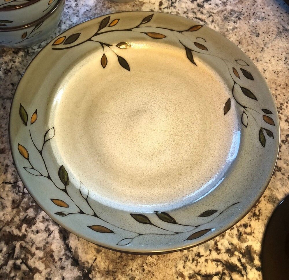 Pfaltzgraff Rustic Leaves PLUS extra plates/bowls