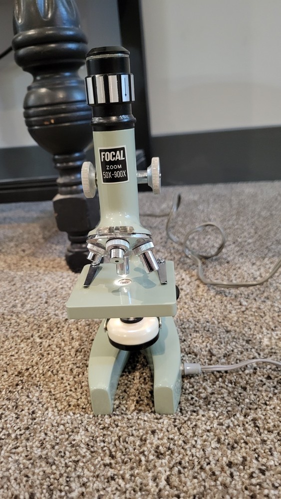 Focal Microscope Zoom 50x-900x Kit With Slides And Case