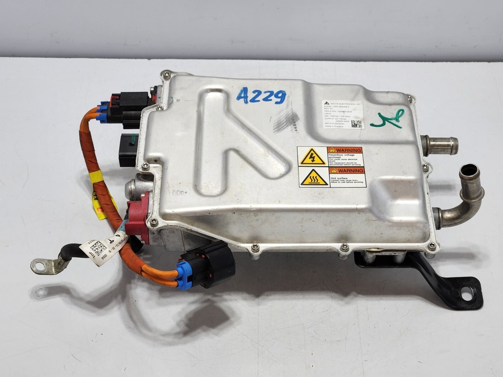 ✅ 2016-2020 OEM Tesla Model S DC-DC Converter Module Unit DELTA 2.5kW
