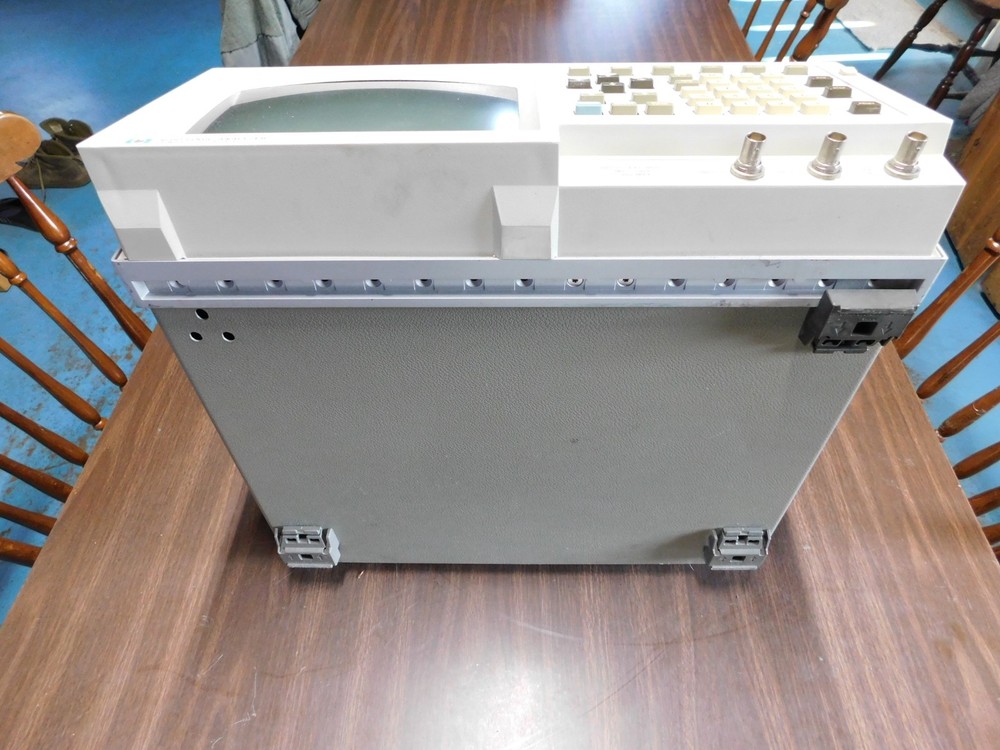 Hewlett Packard HP 1631D logic analyzer/Digital scope