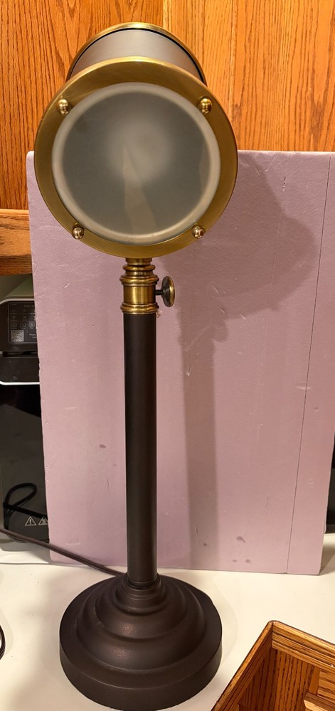 Jimco Manufacturing Retractable Spotlight Lamp
