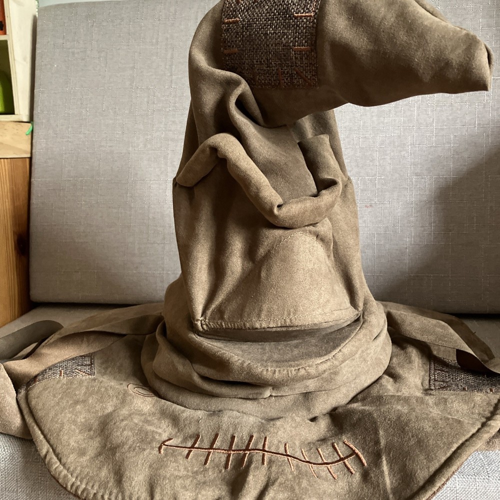 Harry Potter Wizarding World Talking Sorting Hat Working Toy brown soft material