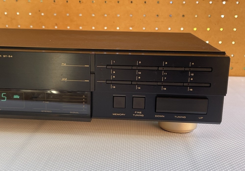 Marantz ST-54 FM AM Tuner