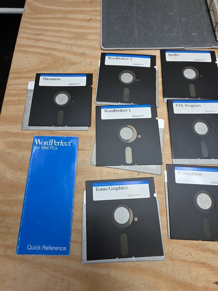 WordPerfect 1988 Installation Set - 5.25” Disks - Manual & Reference - Untested
