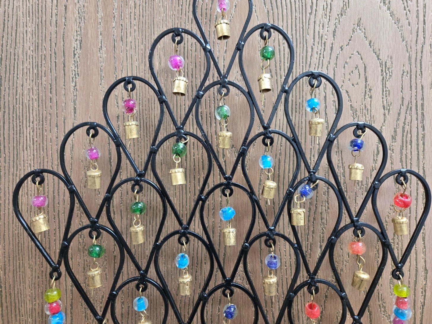 HANDMADE DIAMOND FLOWER RUSTY IRON METAL BELLS WINDCHIME