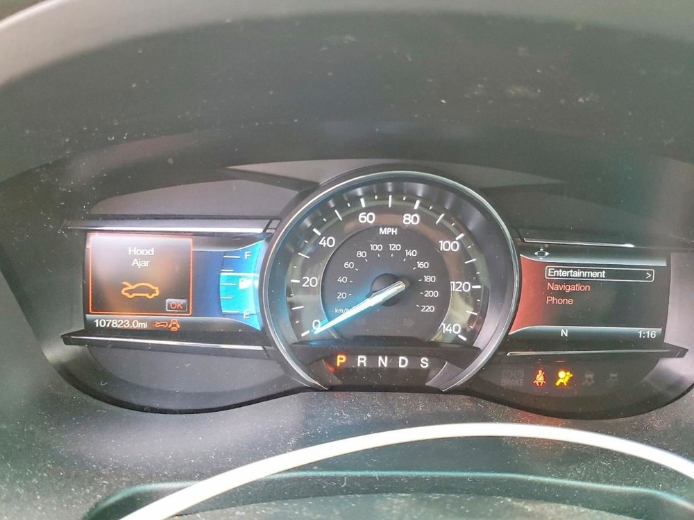 EXPLORER 2017 Glove Box 5028918