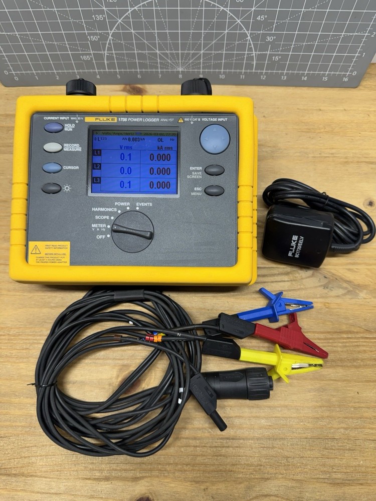 Fluke 1735 3 Phase Power Quality Energy Logger Analyst Meter