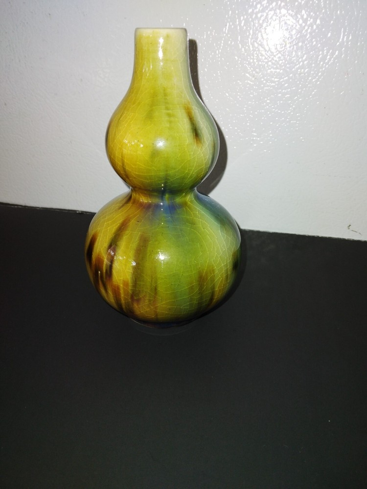CRACKLE GLAZED PORCELAIN DOUBLE GOURD VASE