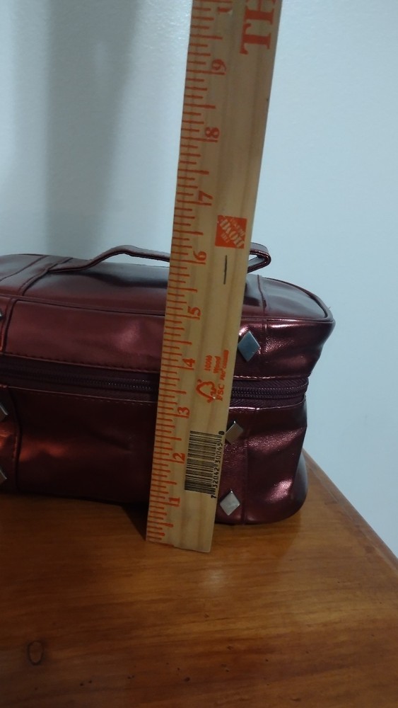 Beautiful Makeup Cosmetics Bag Travel Bundle