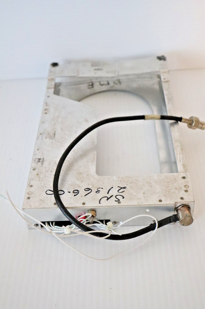 Bendix King KN 64 DME Mounting Tray & Connector