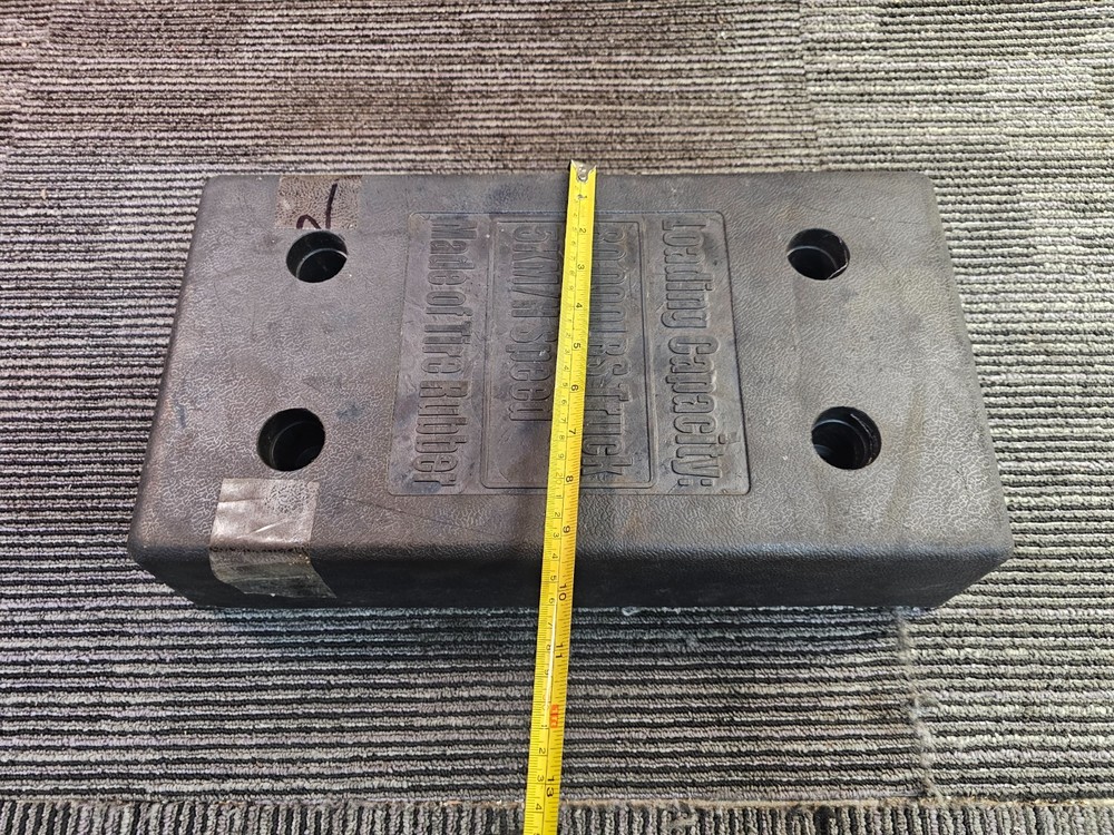 Rectangular Molded 17.5" x 10" 4 Hole Rubber Loading Dock Impact Bumper, Black