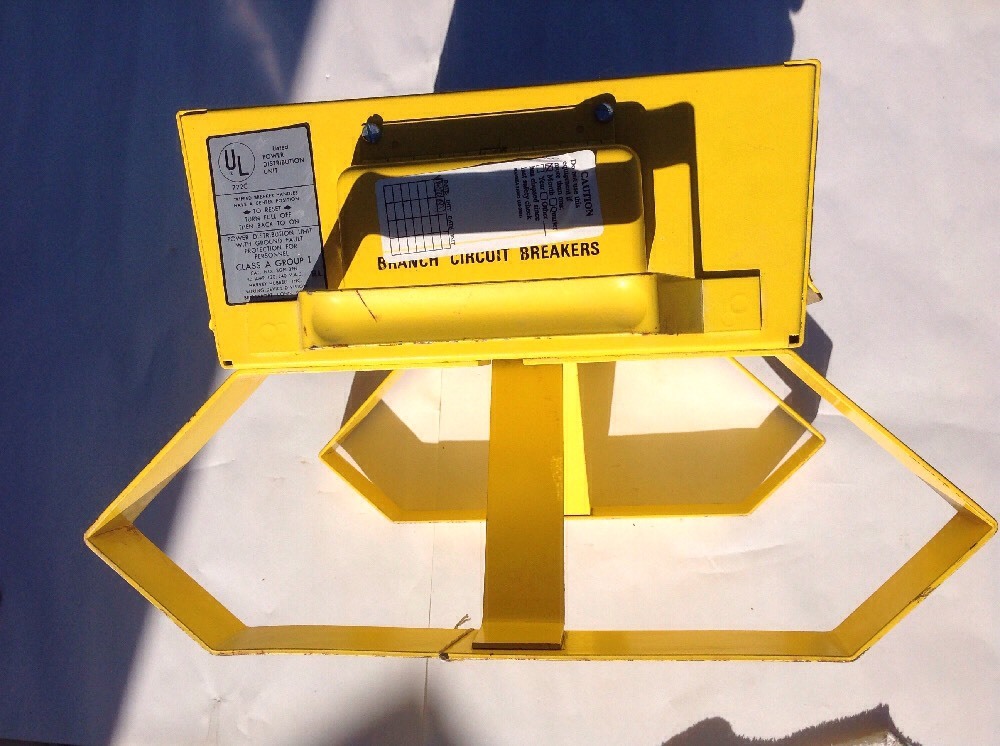 Hubbell Power Distribution Unit SGFI-3PN (Used)