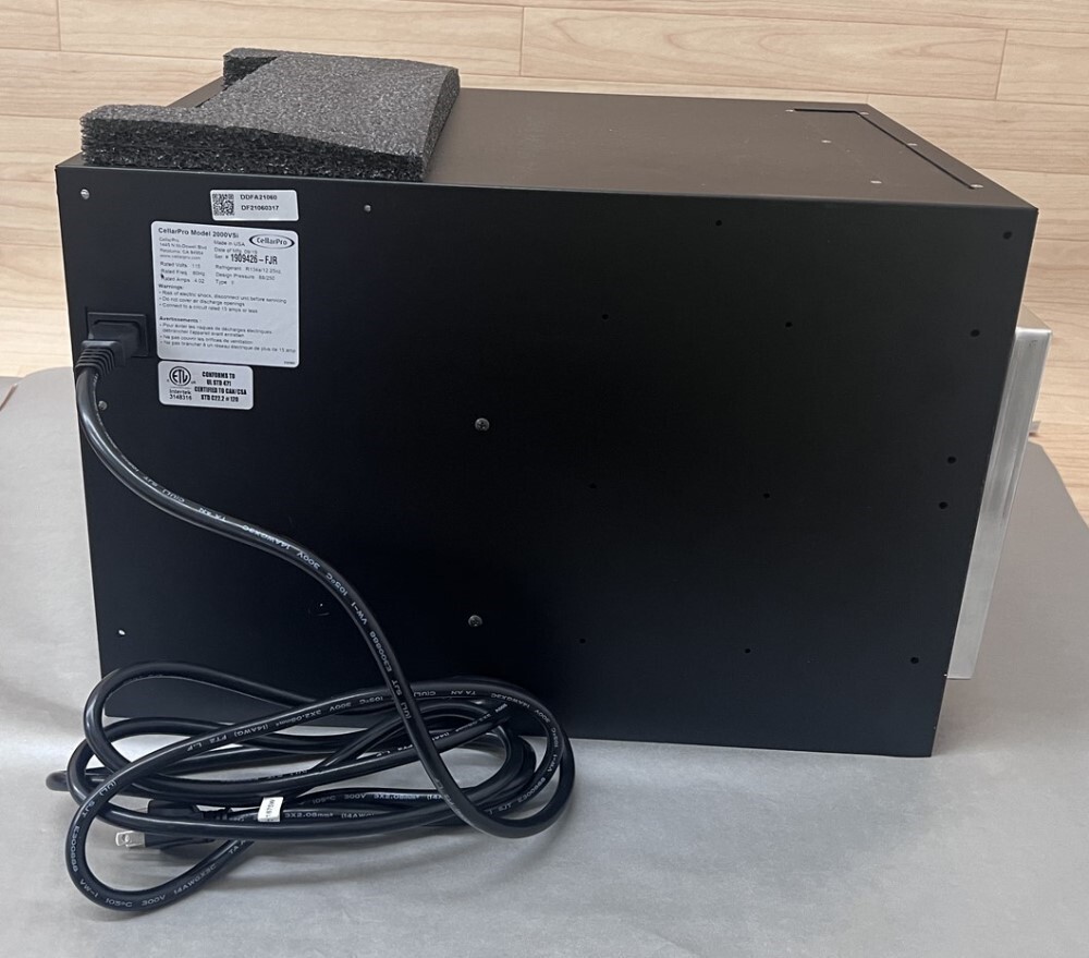 CellarPro 2000VSi 115V 60Hz 4.02A Type 2 Cooling Unit (READ)