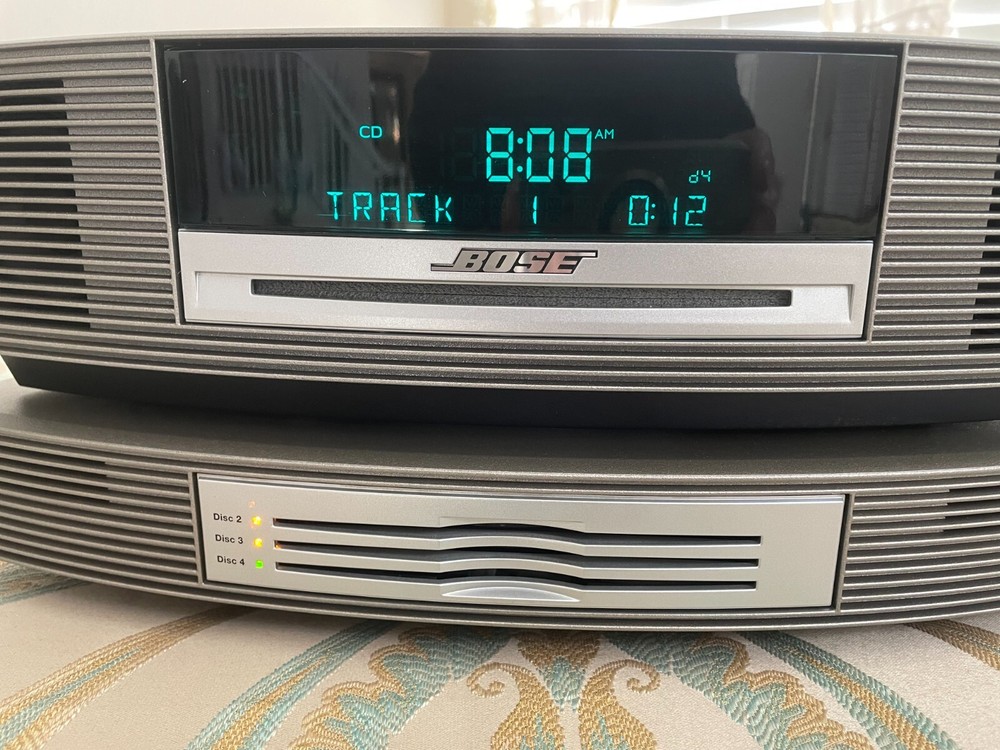 Bose Wave Music System CD AM/FM W/ 3 CD Changer & Remote Control