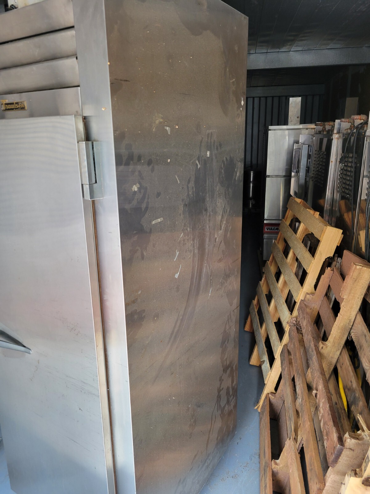 TRAULSEN MHT132WREFHS SINGLE DOOR REFRIGERATOR FREE SHIPPING 30 DAY WARRANTY