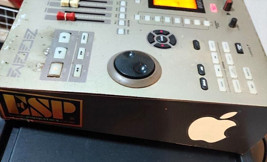 Junk Not Working Zoom MRS-1608 Multi-Track Recorder