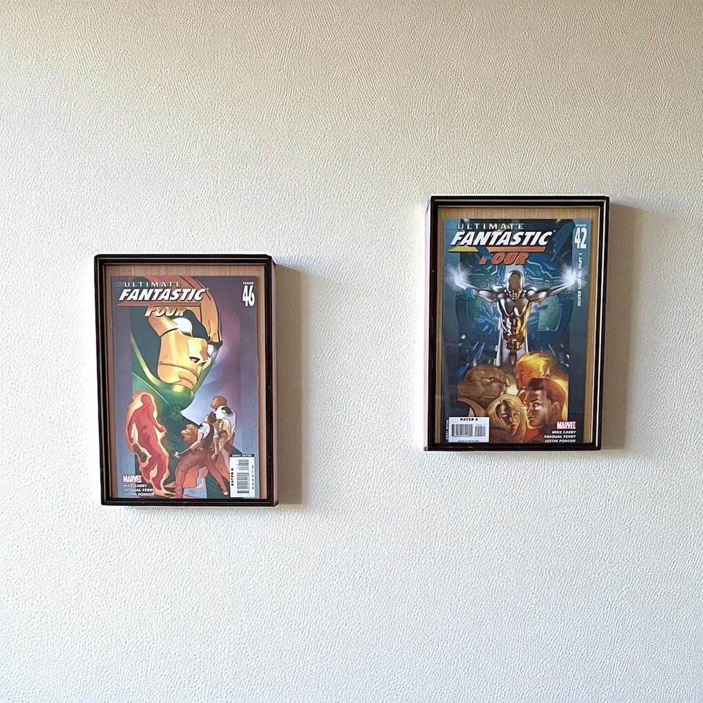 Comic Frame/Storage + Complete 5 Comic Ultimate Fantastic Four Silver Surfer