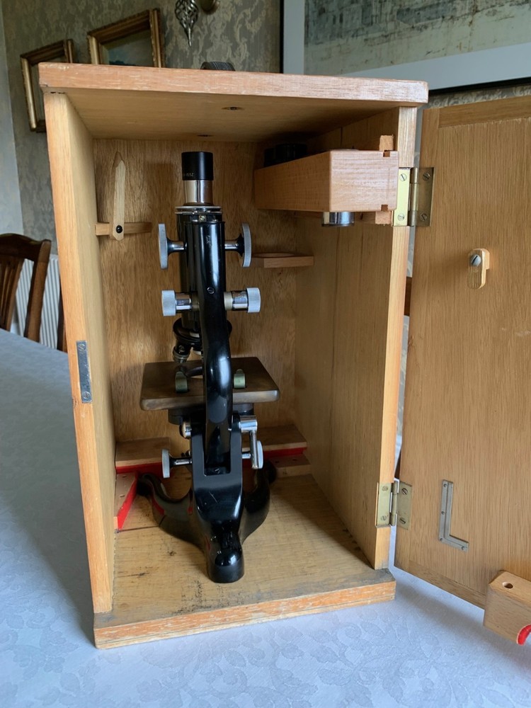 Vintage W. Watson & Sons Ltd - Service Model Microscope - #92310 c1948, Cased