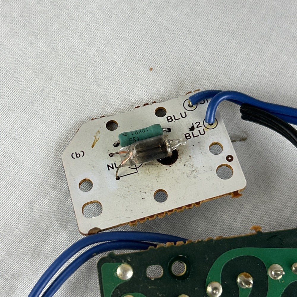 Technics SL-D202 2 Connected Boards SFDPD34MO3 Untested