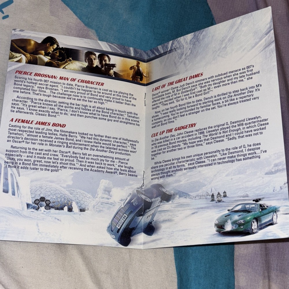Die another day 007 Booklet DVD prop