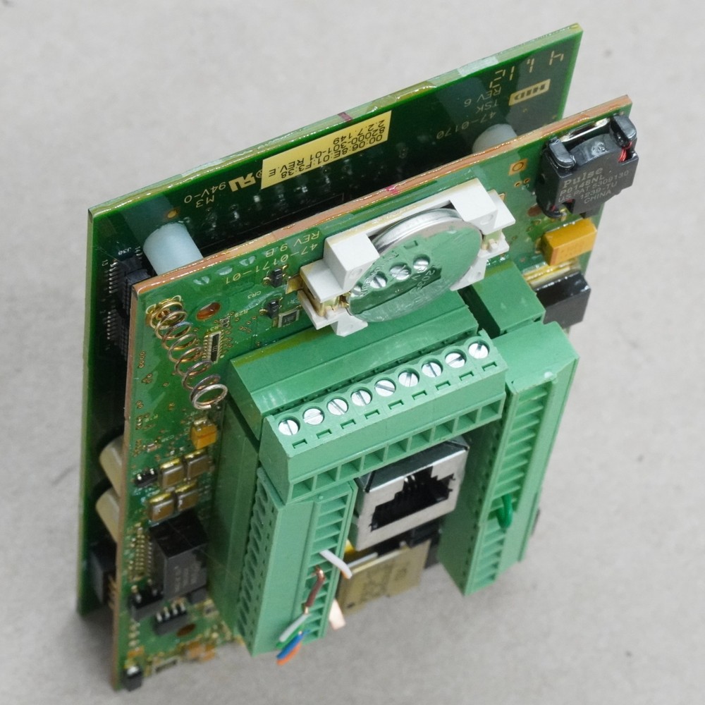 HID 82000BKE EdgePlus E400 Access Control Controller