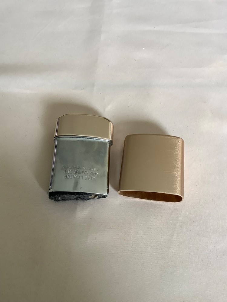 vintage Ronson Typhoon lighter