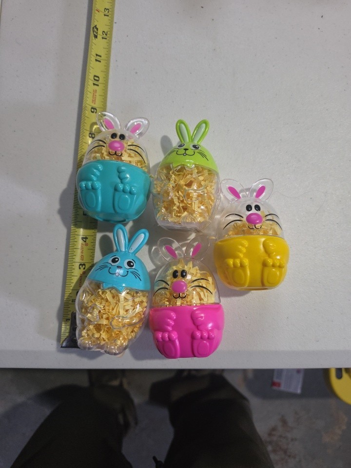 NEW EASTER BUNNY FILLABLE PLASTIC EASTER EGG CONTAINERS 5 PC PACK.